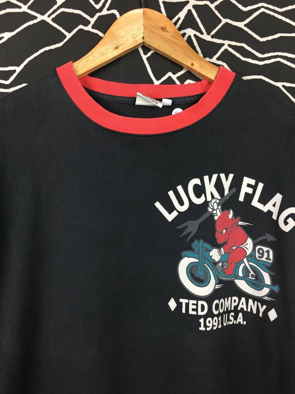 Japanese Brand Ted Company Lucky Flag Devil's Motorcycle Races Tee Size US L / EU 52-54 / 3 - 5 Thumbnail