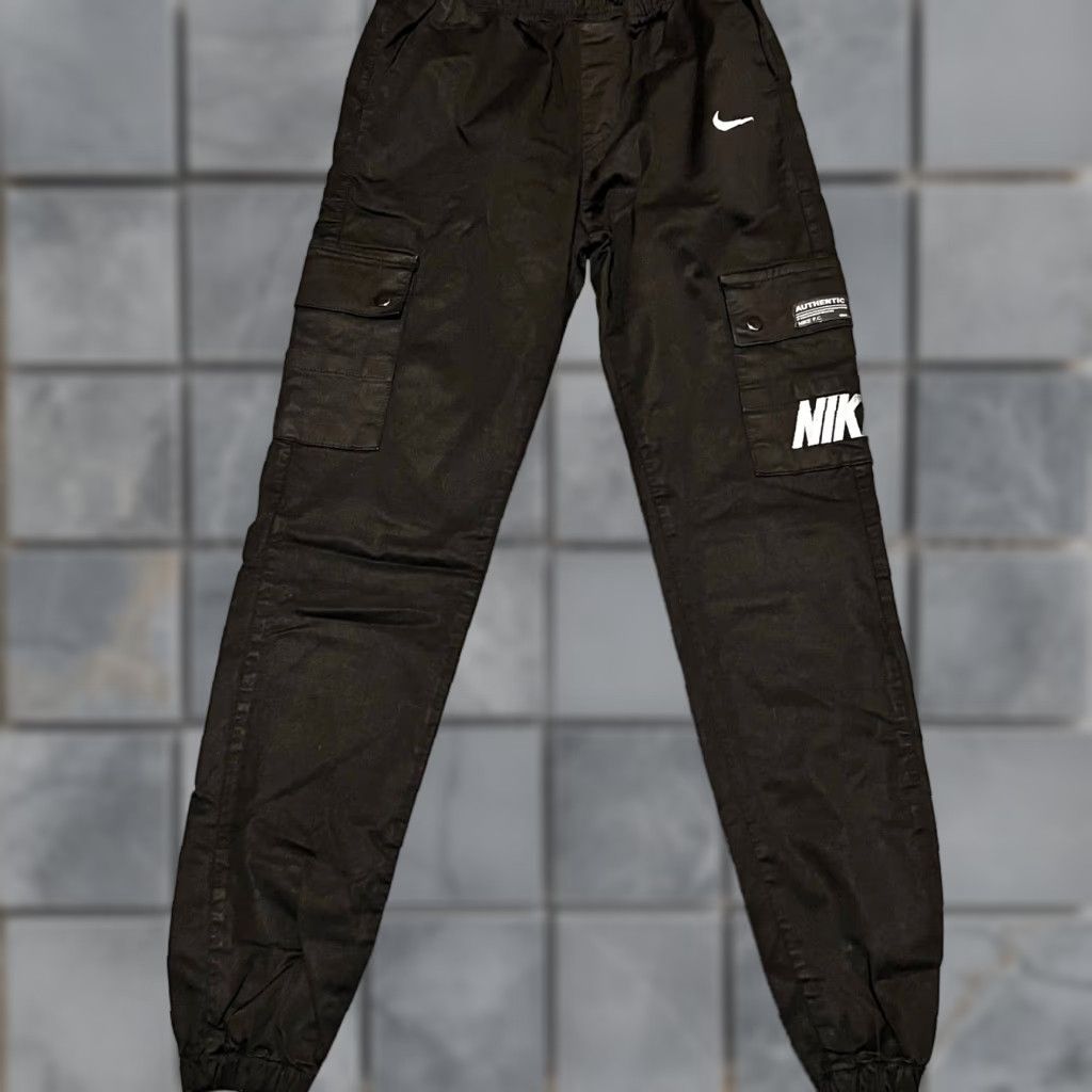 Nike Nike Cargo Pants Joggers Mens Small Black Performance Size US 29 - 1 Thumbnail