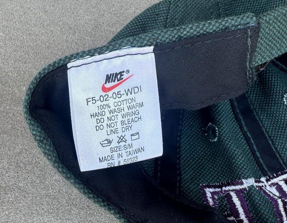 Nike × Vintage Vintage Nike Spell Out Green / Burgundy Zipperback Hat Size ONE SIZE - 2 Thumbnail