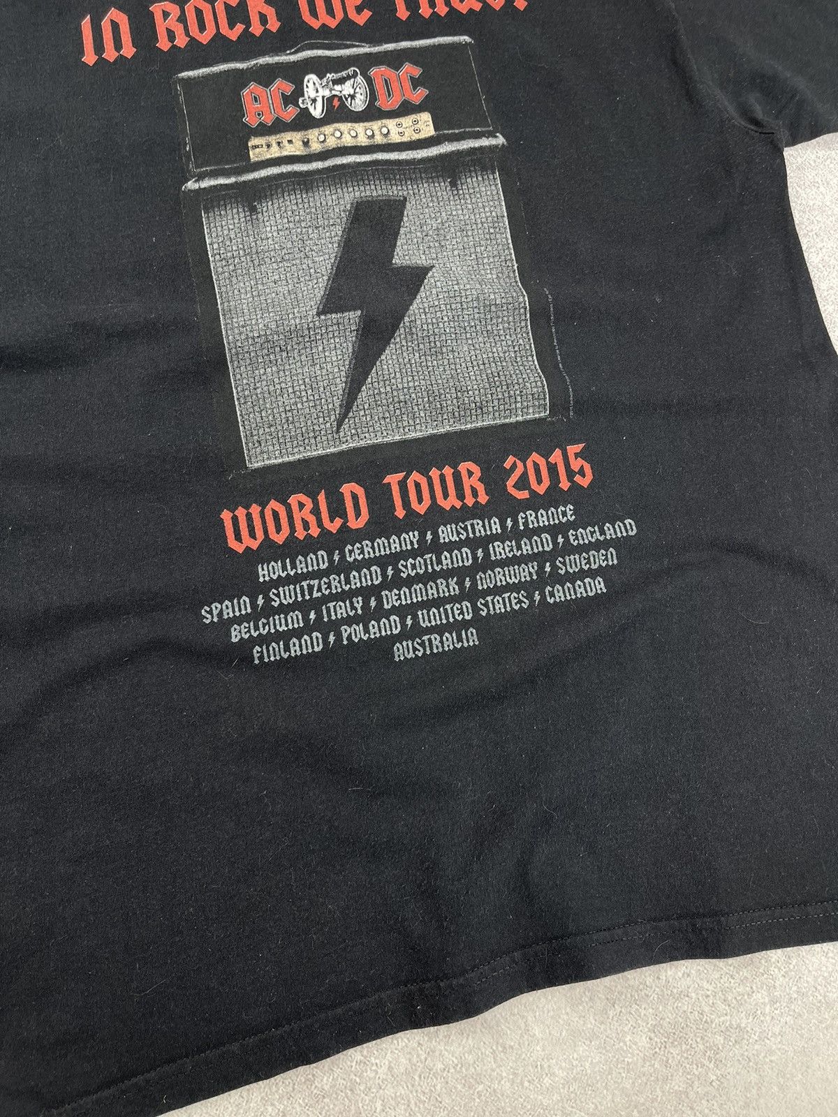 AC/DC × Band Tees Vintage Ac/Dc World Tour Rock Band T-Shirt Size US M / EU 48-50 / 2 - 7 Thumbnail