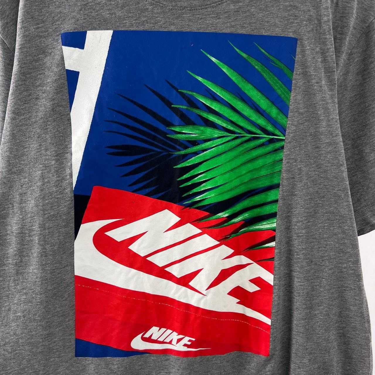 Nike Vintage Y2K Nike Box Big Logo T-Shirt Streetwear Style Size US L / EU 52-54 / 3 - 3 Thumbnail