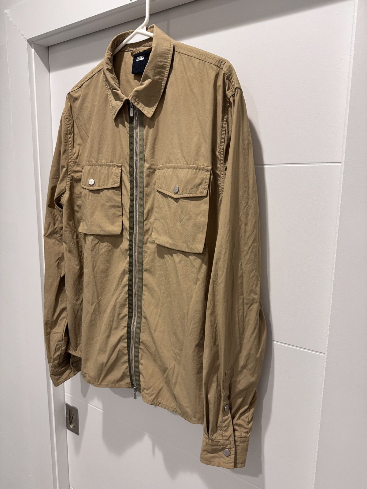 Kith Kith Mens Military Crispy Nylon Work Shirt Travertine Size M Size US M / EU 48-50 / 2 - 3 Thumbnail