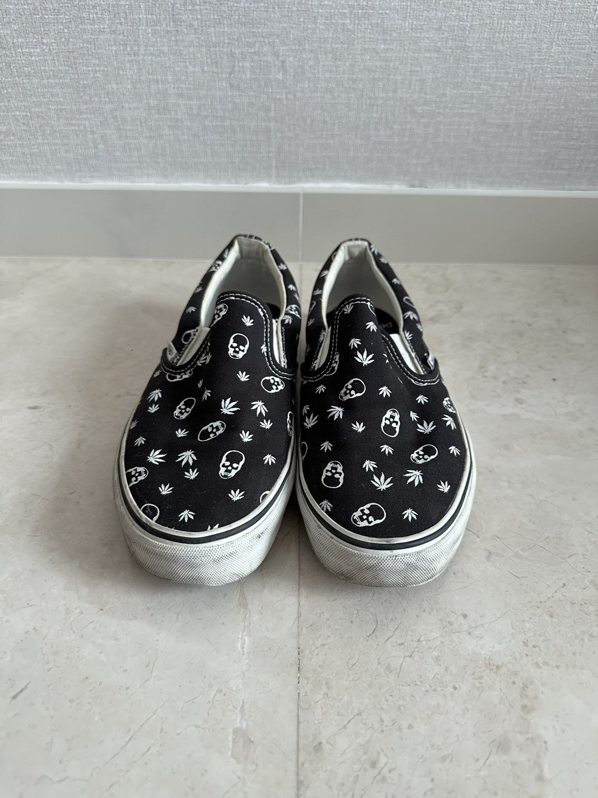 Vans Lucien Pellat-Finet Skull Marijuana Slip On Size US 9 / EU 42 - 2 Thumbnail