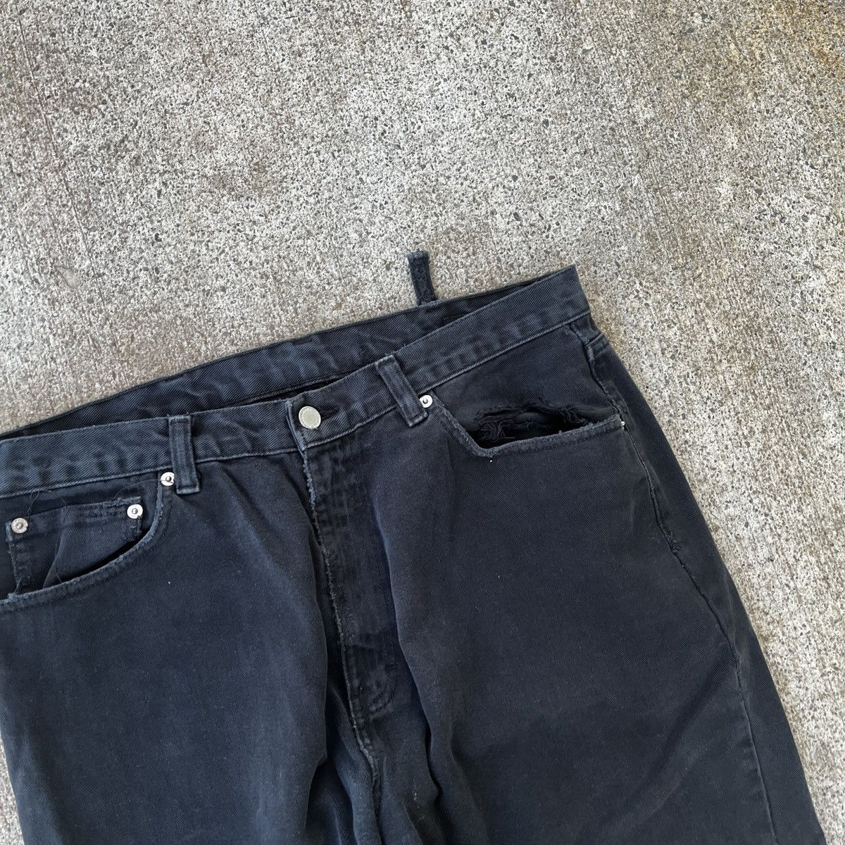 Vintage Vintage Black Distressed Jeans Size 38x32 Easy Fit Size US 38 / EU 54 - 3 Thumbnail
