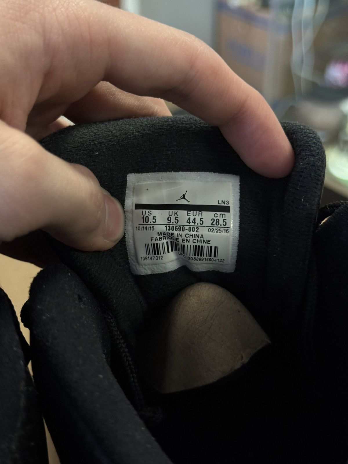 Jordan Brand × Nike Jordan 12 Flu Game (2016) 130690-002 Size 10.5 🧼 Size US 10.5 / EU 43-44 - 17 Thumbnail