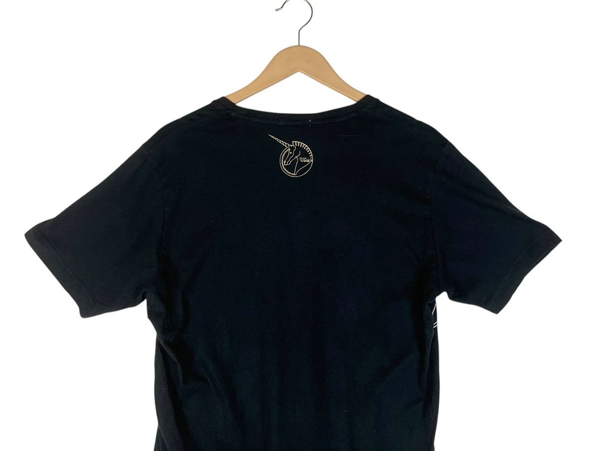 Anime × Uniqlo Gundam x Uniqlo T shirt Size US L / EU 52-54 / 3 - 8 Thumbnail