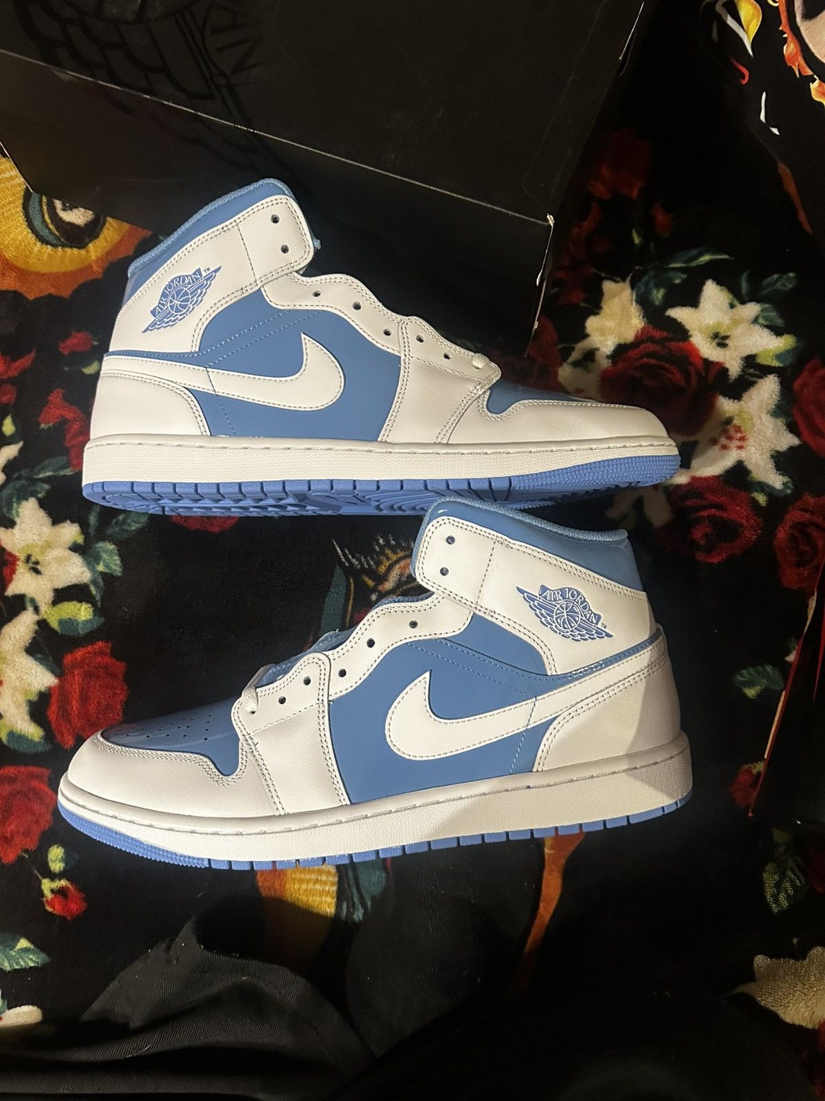 Jordan Brand Air Jordan 1 Mid ‘Legend Blue’ Size US 13 / EU 46 - 2 Thumbnail