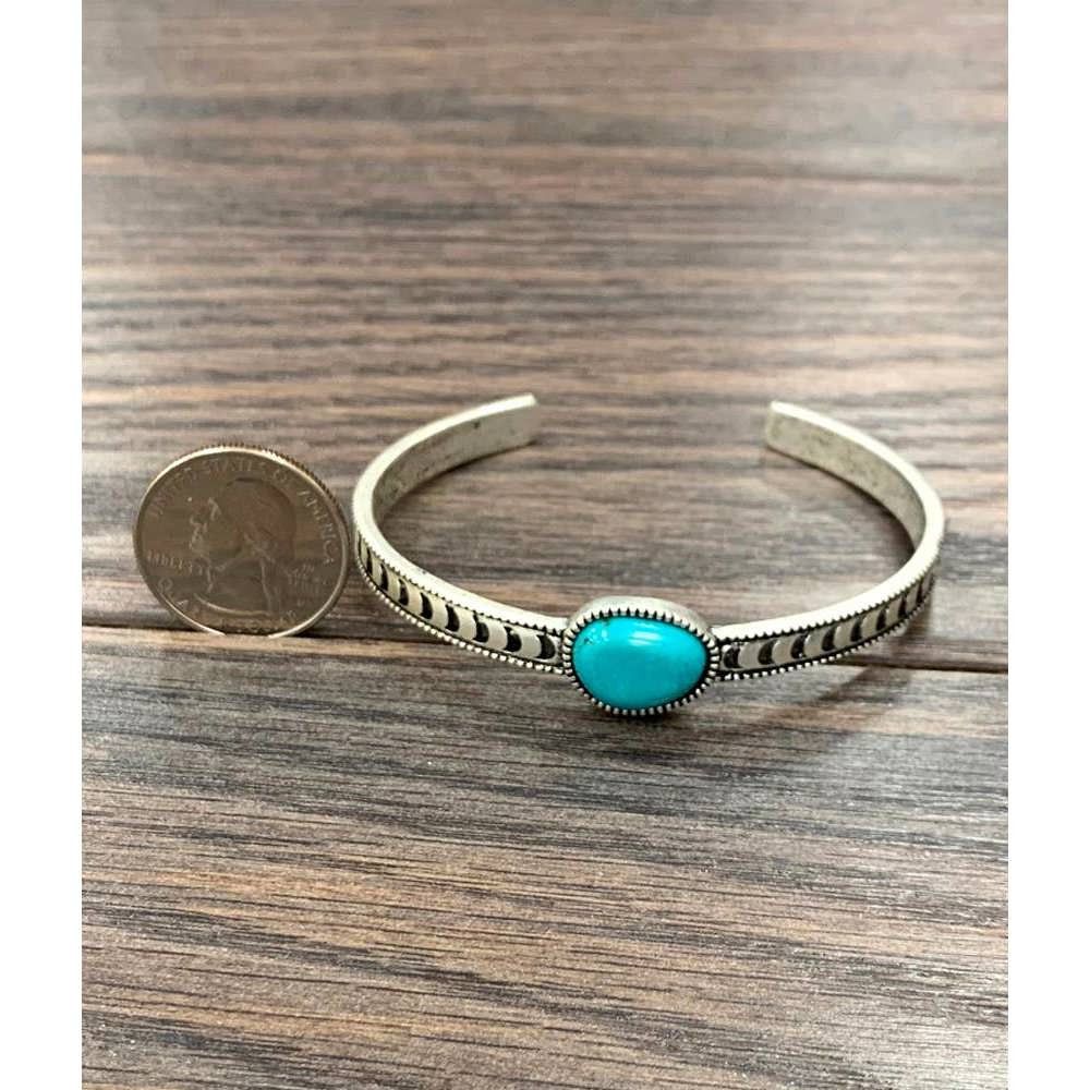 Other Turquoise Cuff Bracelet in Antique Silver, Native American C Size ONE SIZE - 4 Thumbnail