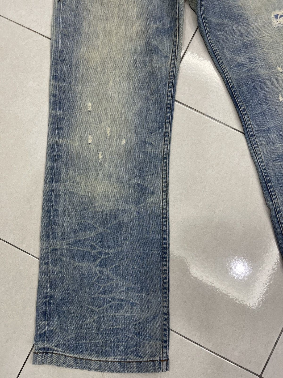 Armani Exchange Vintage Armani Exchange Flared Distressed Denim Made in USA Size US 32 / EU 48 - 2 Thumbnail