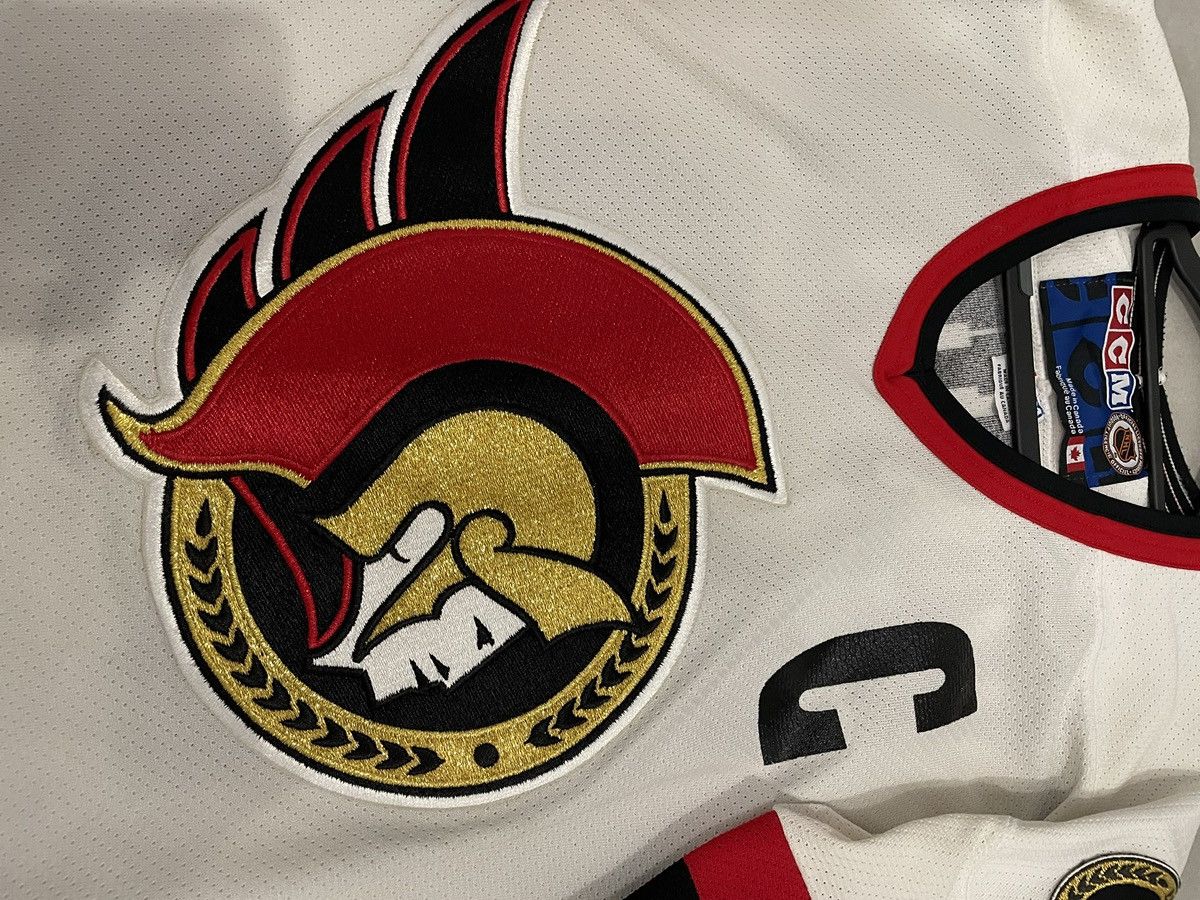 Ccm CCM retro jersey Ottawa Senators nhl Yashin Size US M / EU 48-50 / 2 - 3 Thumbnail