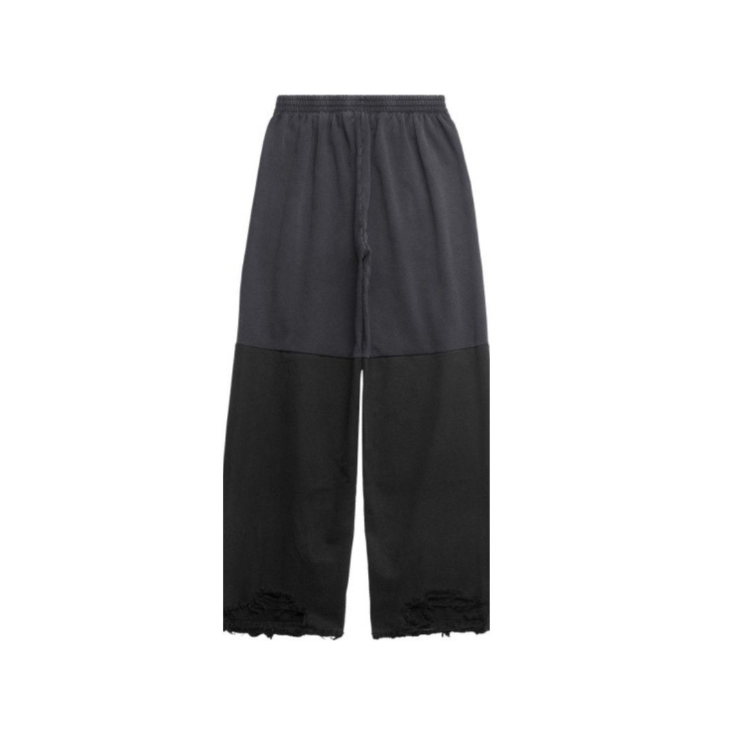 Balenciaga o1s1rm1024 Patched Sweatpants & Joggers in Black Size US 32 / EU 48 - 2 Thumbnail