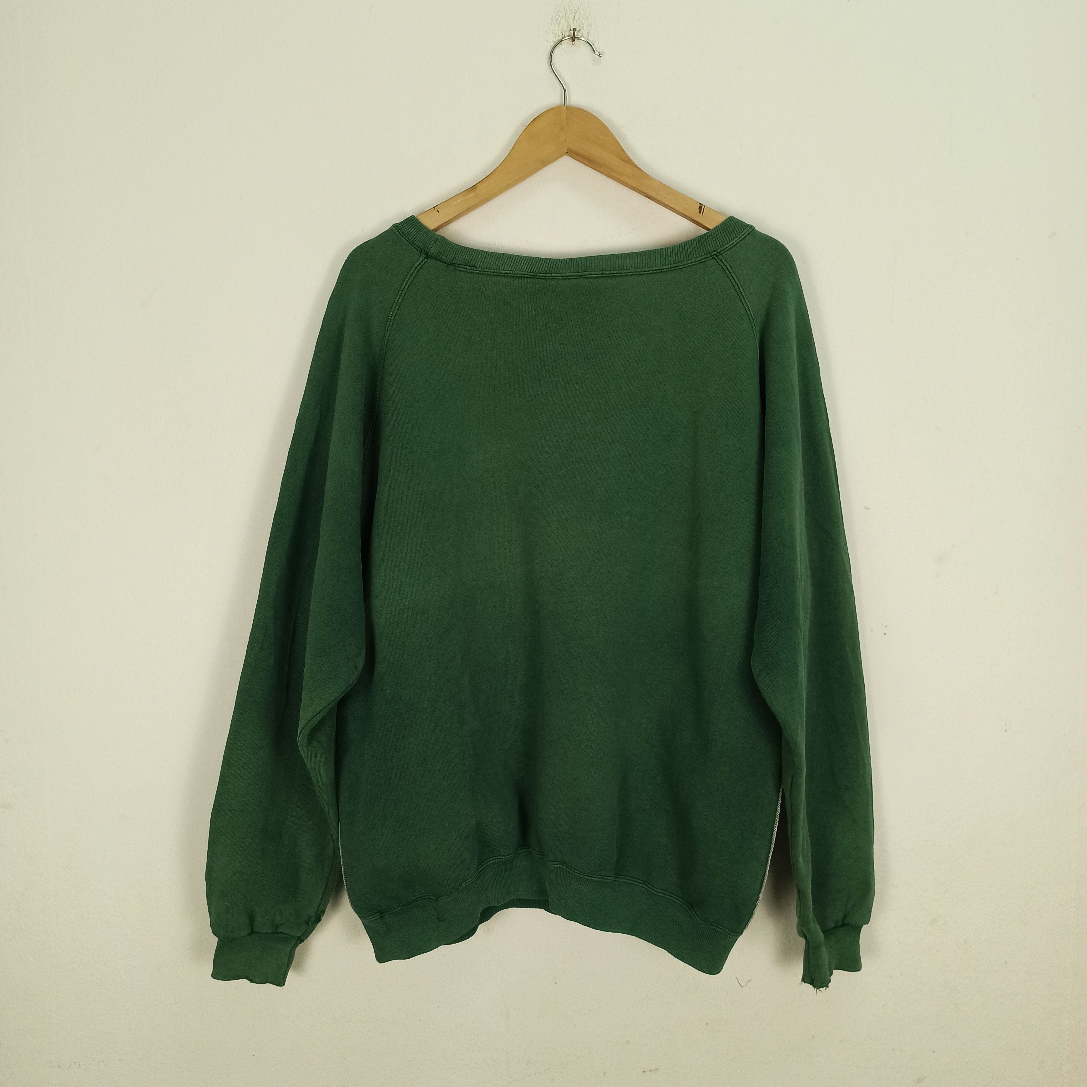 Adidas Vintage Distressed Adidas Sweatshirt Made in Usa Size US L / EU 52-54 / 3 - 6 Thumbnail