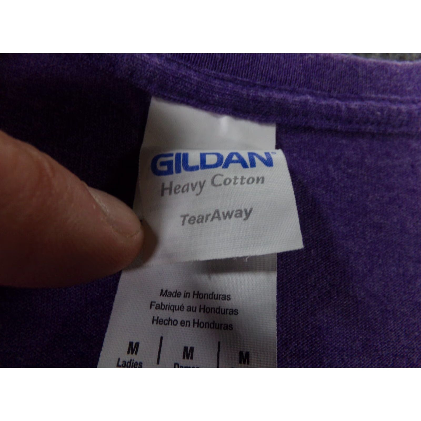 Gildan Gildan V-Neck T-Shirt Women Medium Purple Solid Casual Basic 90s Workwear Mens Size M / US 6-8 / IT 42-44 - 6 Thumbnail