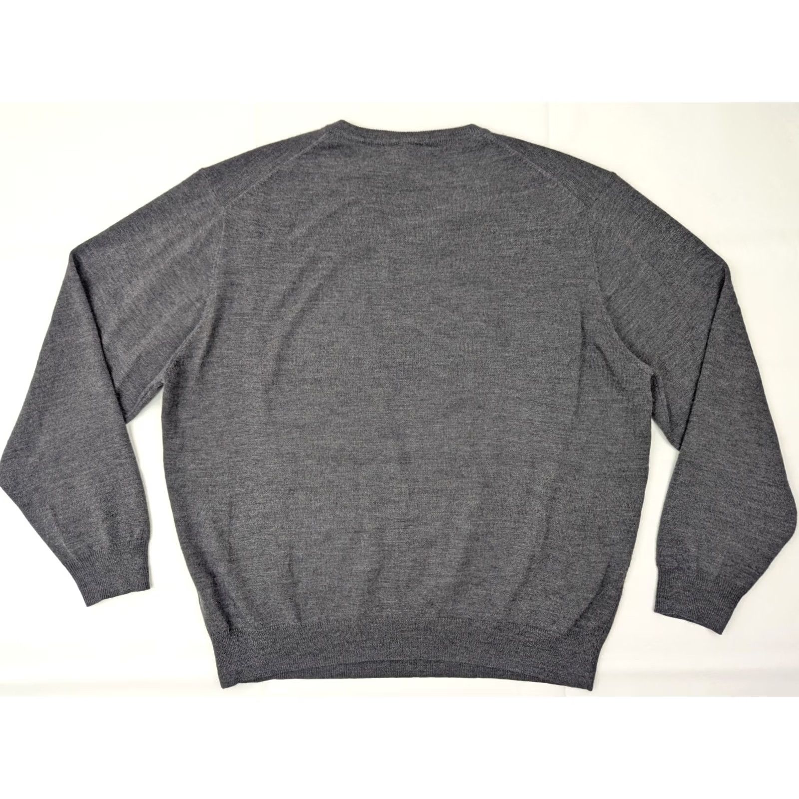 Jos. A. Bank Jos. A. Bank 100% Italian Merino Wool Long Sleeve V-Neck Sweater Men XL Gray Shirt Sweater 90s Preppy Mens Size US XL / EU 56 / 4 - 7 Thumbnail