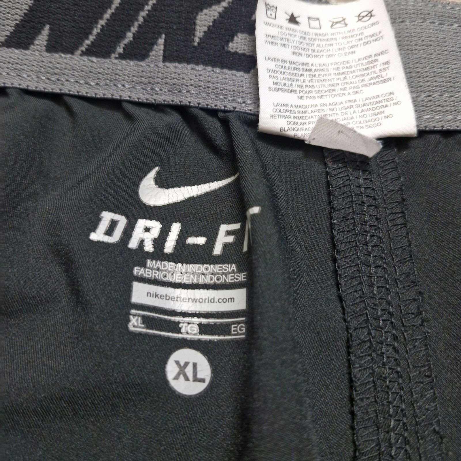 Nike Nike Vintage Y2K Baggy Nylon Track Pants Size XL Black Gray Size US 36 / EU 52 - 3 Thumbnail
