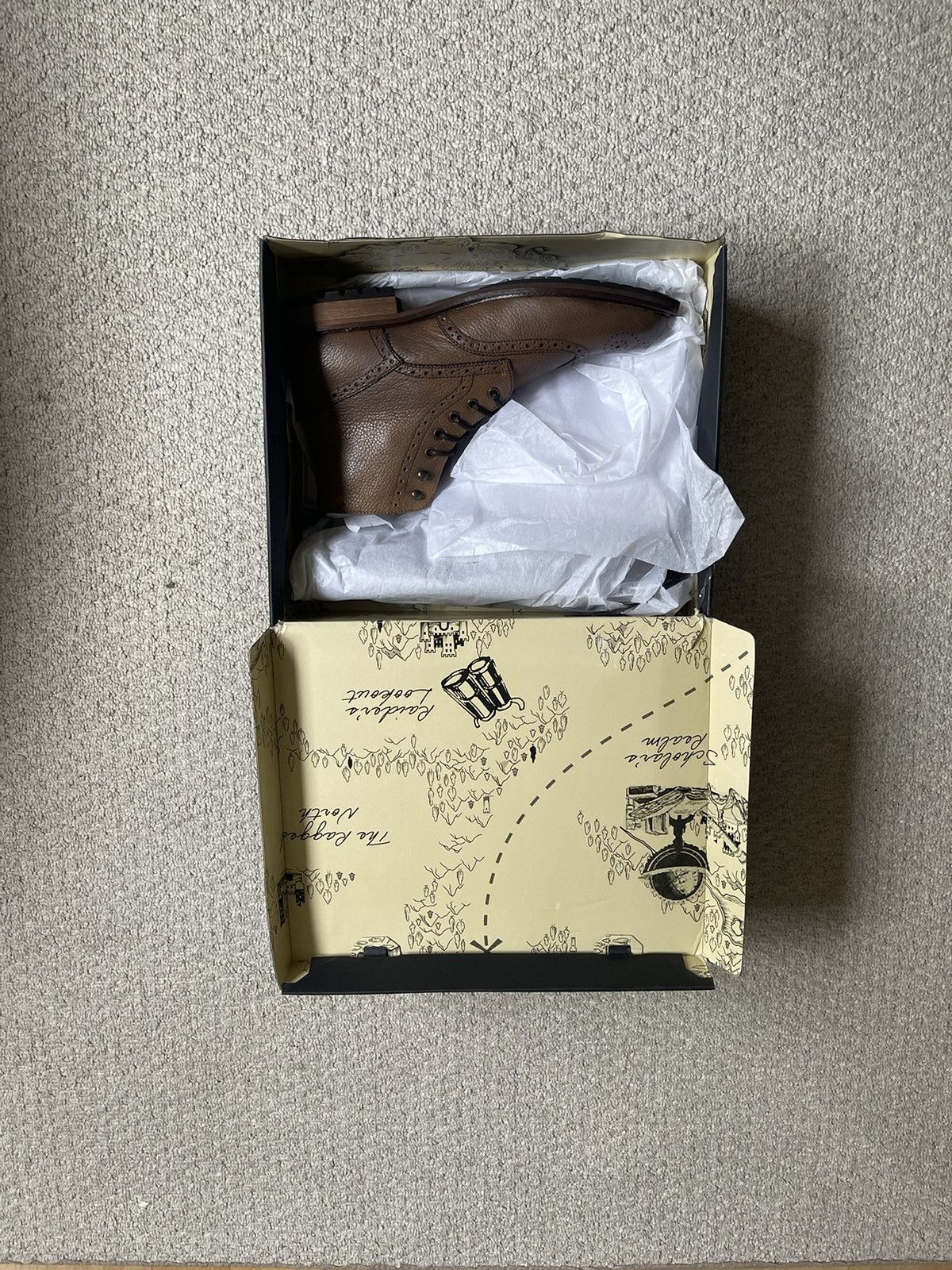 Banana Republic Wingtip leather boots Size US 12 / EU 45 - 1 Thumbnail