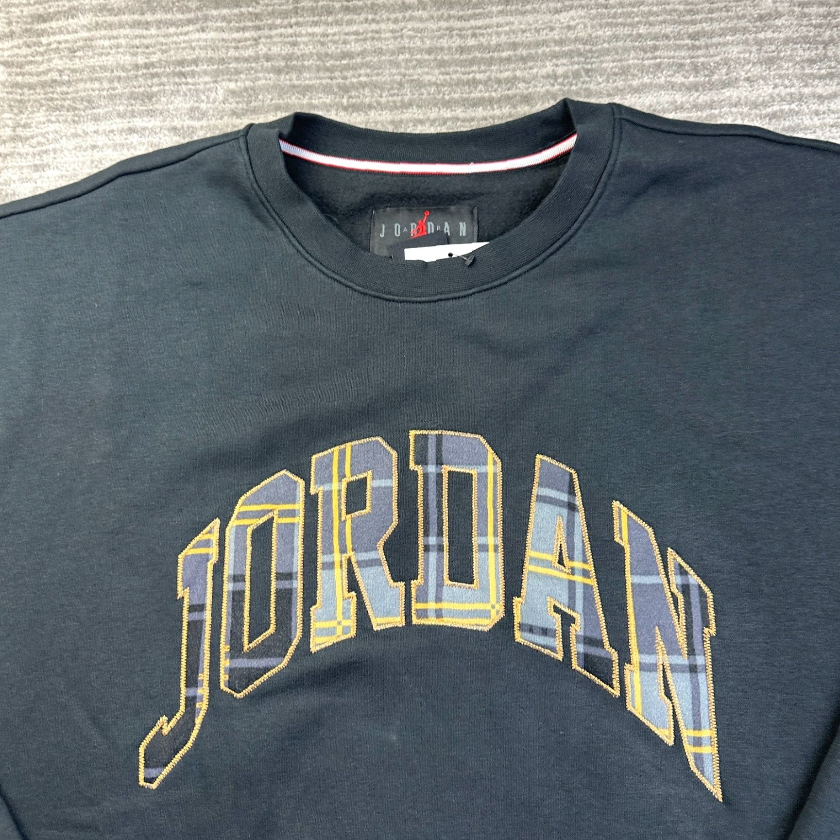 Nike Jordan Sweatshirt Mens 2XL Holliday Essential Fleece Plaid Air Size US XXL / EU 58 / 5 - 3 Thumbnail