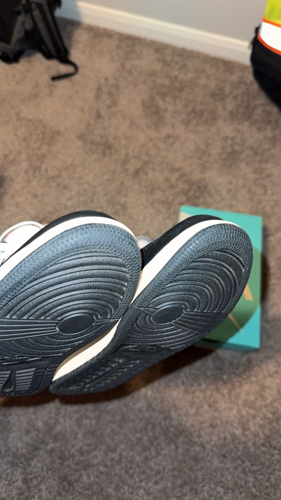 Jordan Brand Jordan 1 - mocha Size US 9 / EU 42 - 6 Thumbnail