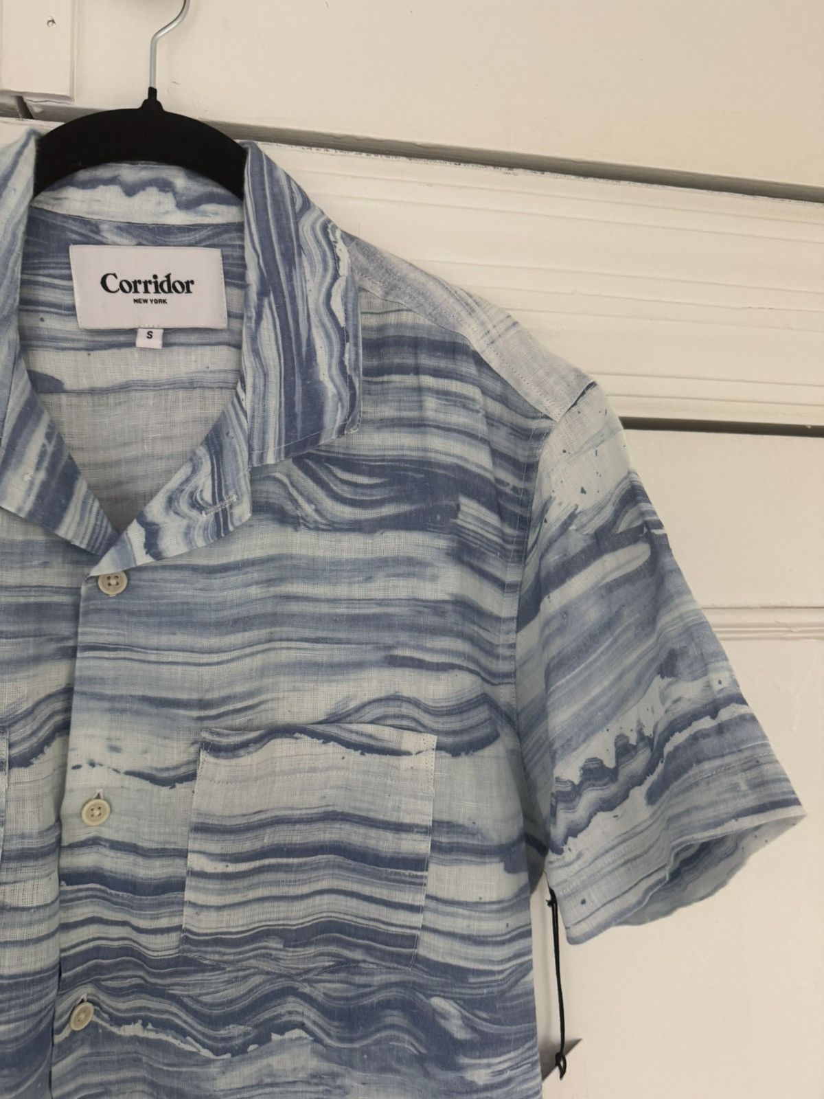 Corridor Corridor Wave Runner Short Sleeve Linen NWT Small Size US S / EU 44-46 / 1 - 4 Thumbnail