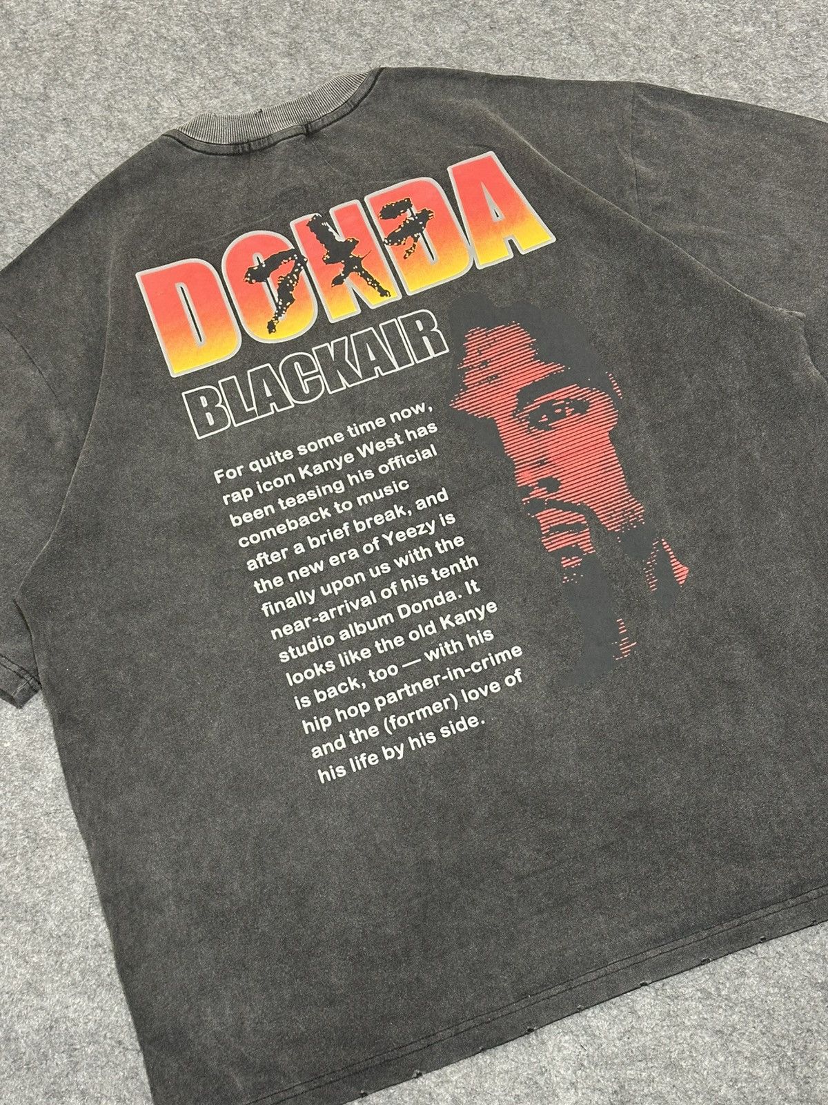 Other Donda Blackair washed t-shirt inspired by Akira. Size US L / EU 52-54 / 3 - 7 Thumbnail