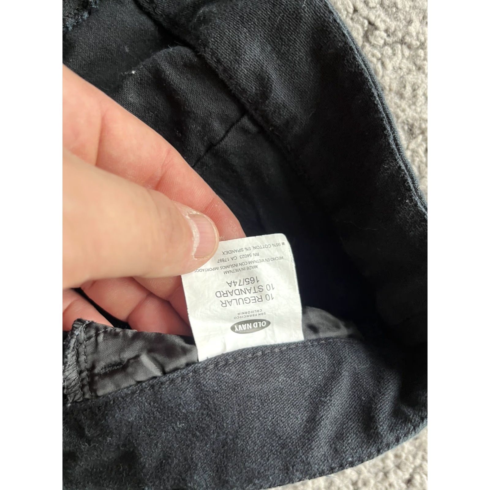 Old Navy VINTAGE Old Navy Cropped Pants Women Size 10 Black Mid Rise Slim Pockets Ankle Size 32" / US 10 / IT 46 - 6 Thumbnail