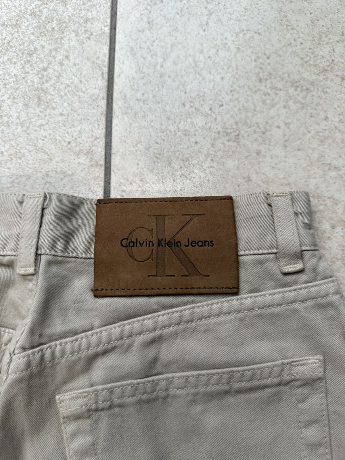 Calvin Klein Calvin Klein Light beige in size W26 Size US 26 / EU 42 - 9 Thumbnail