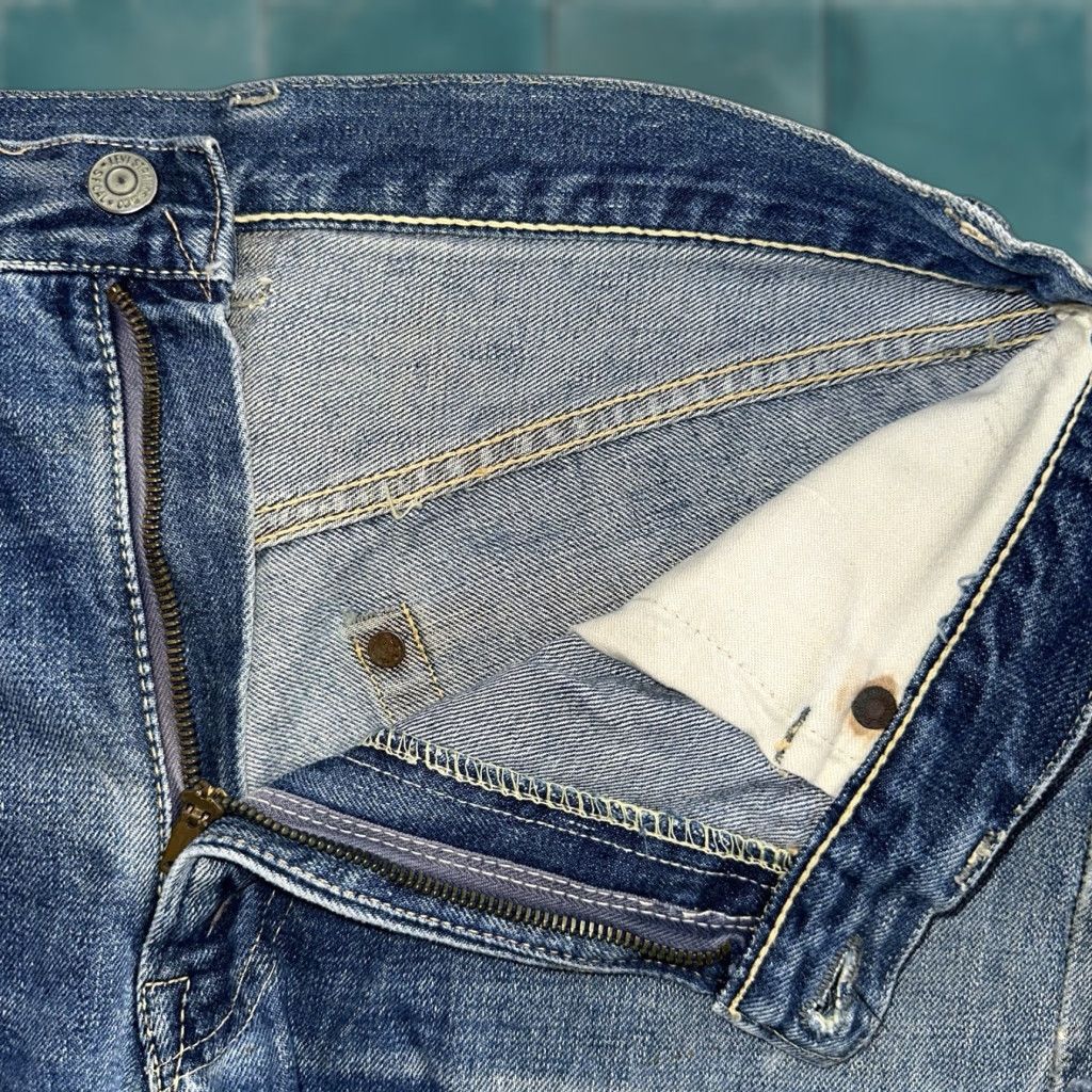 Levi's VINTAGE Levi's 501XX Big E Redline Selvedge Shorts 1950s Dark Denim Size 32 Mens Blue Size US 32 / EU 48 - 1 Thumbnail
