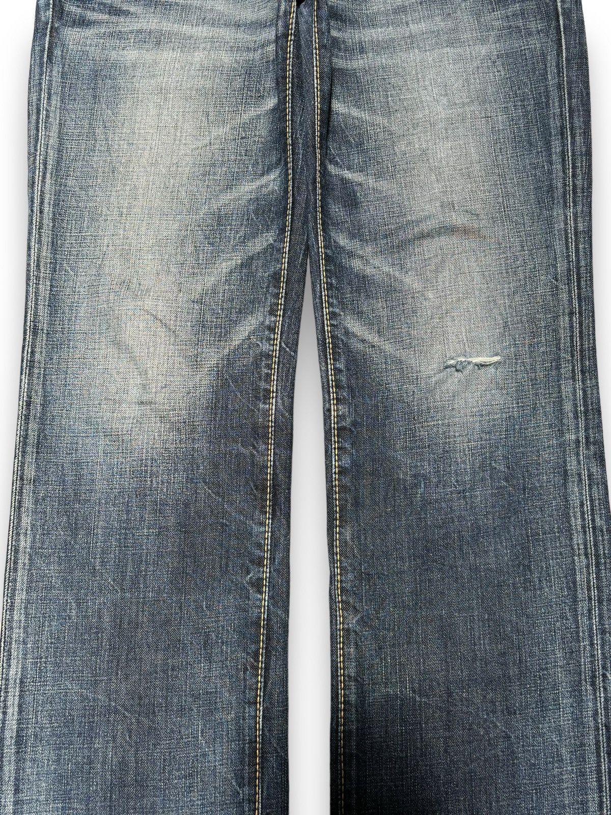 Levi's Vintage 90s Levis American Classic Blue Wash Ripped Jeans Size US 30 / EU 46 - 7 Thumbnail