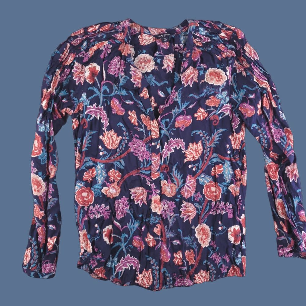 Lucky Brand Lucky Brand Top Womens XS Floral Paisley Popover Long Sleeve V-Neck Blouse Dress Shirt Womens XS Blue Paisley 90s? Size XS / US 0-2 / IT 36-38 - 1 Thumbnail