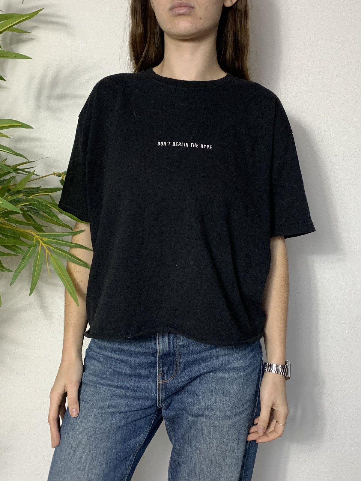 VINTAGE MUSCHI KREUZBERG STREETWEAR TEE SHIRT
