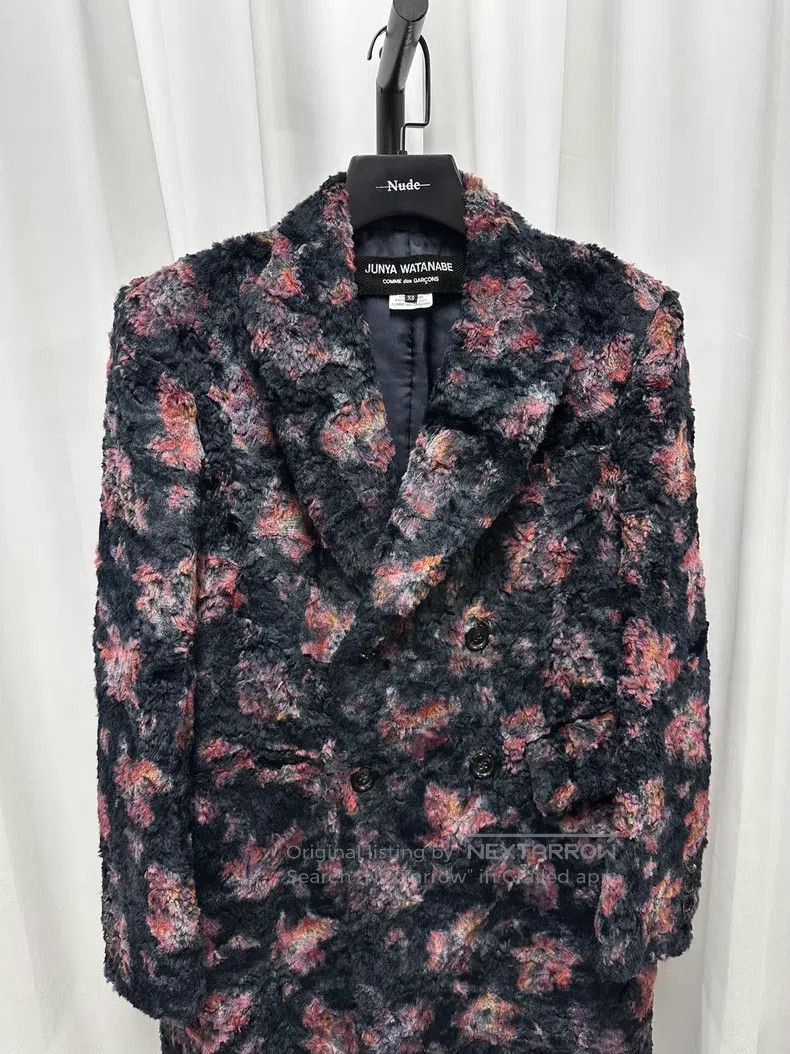 Junya Watanabe Junya Watanabe Faux Fur Coat with Damaged Effect Size US XS / EU 42 / 0 - 2 Thumbnail