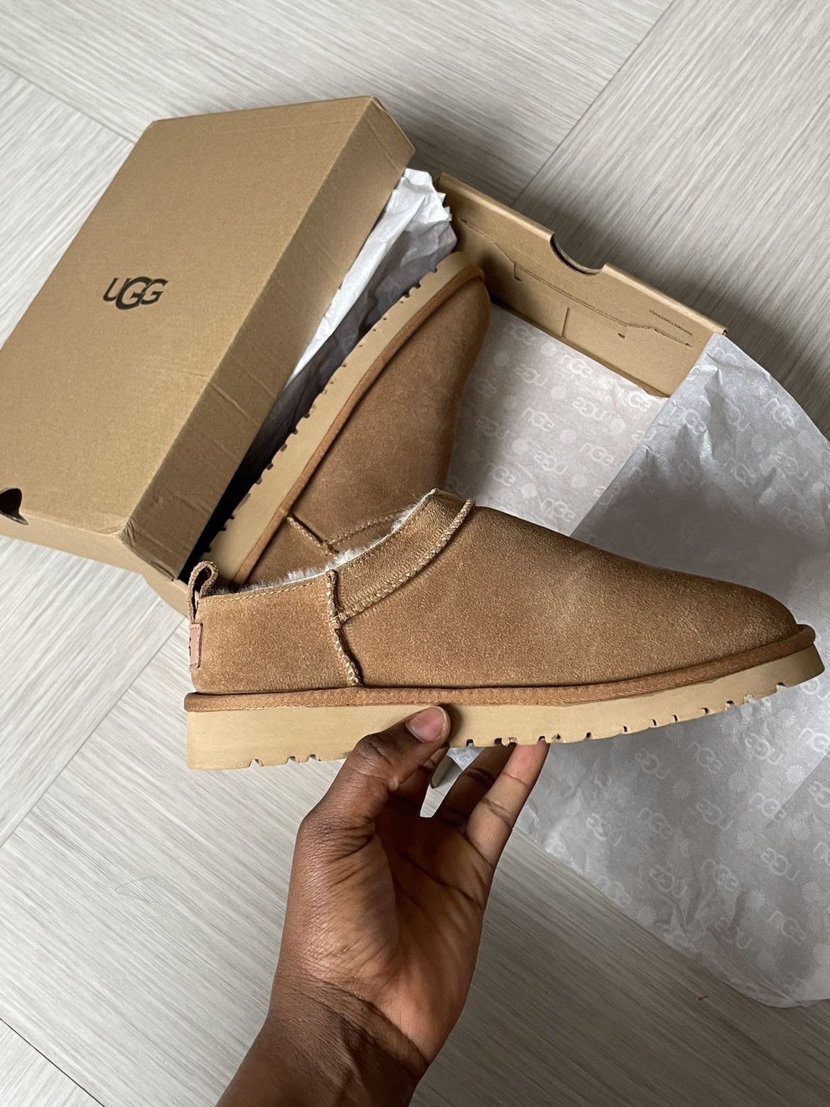 Ugg UGG Classic Ultra Mini Chestnut – New with Box – Size 39 Size US 8 / IT 38 - 2 Thumbnail