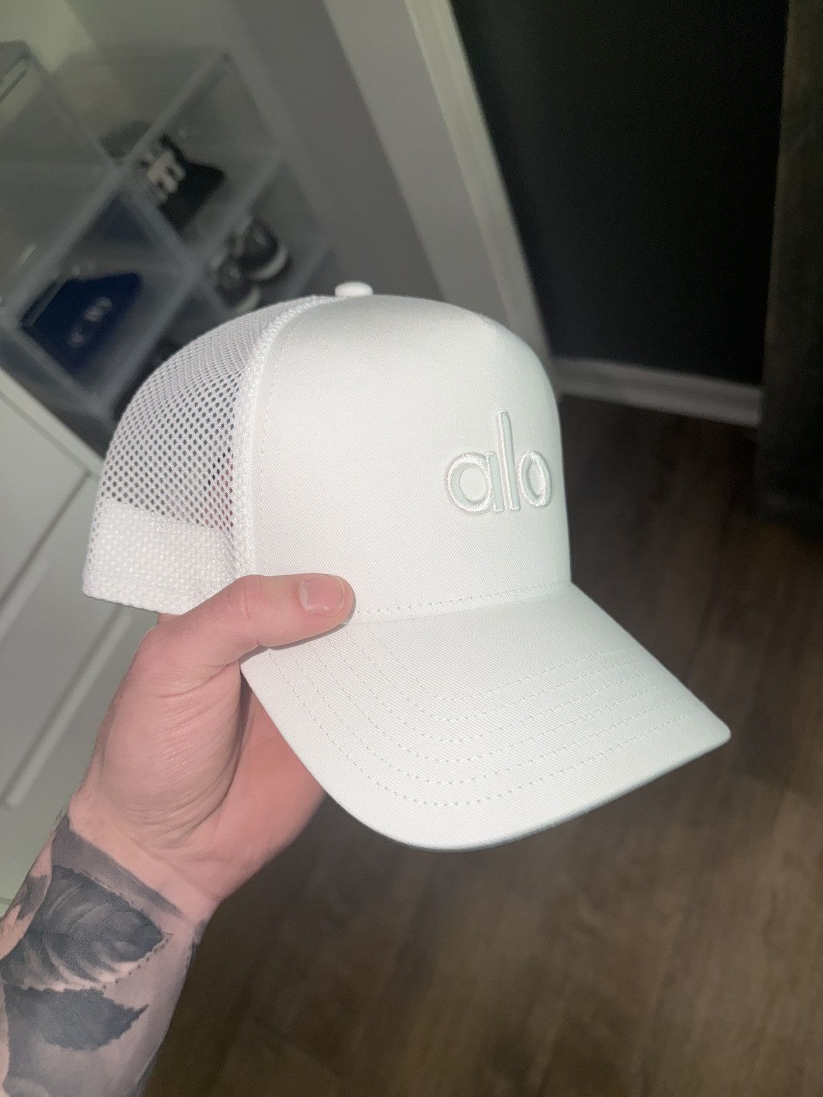 Alo ALO Trucker Hat White Size ONE SIZE - 2 Thumbnail