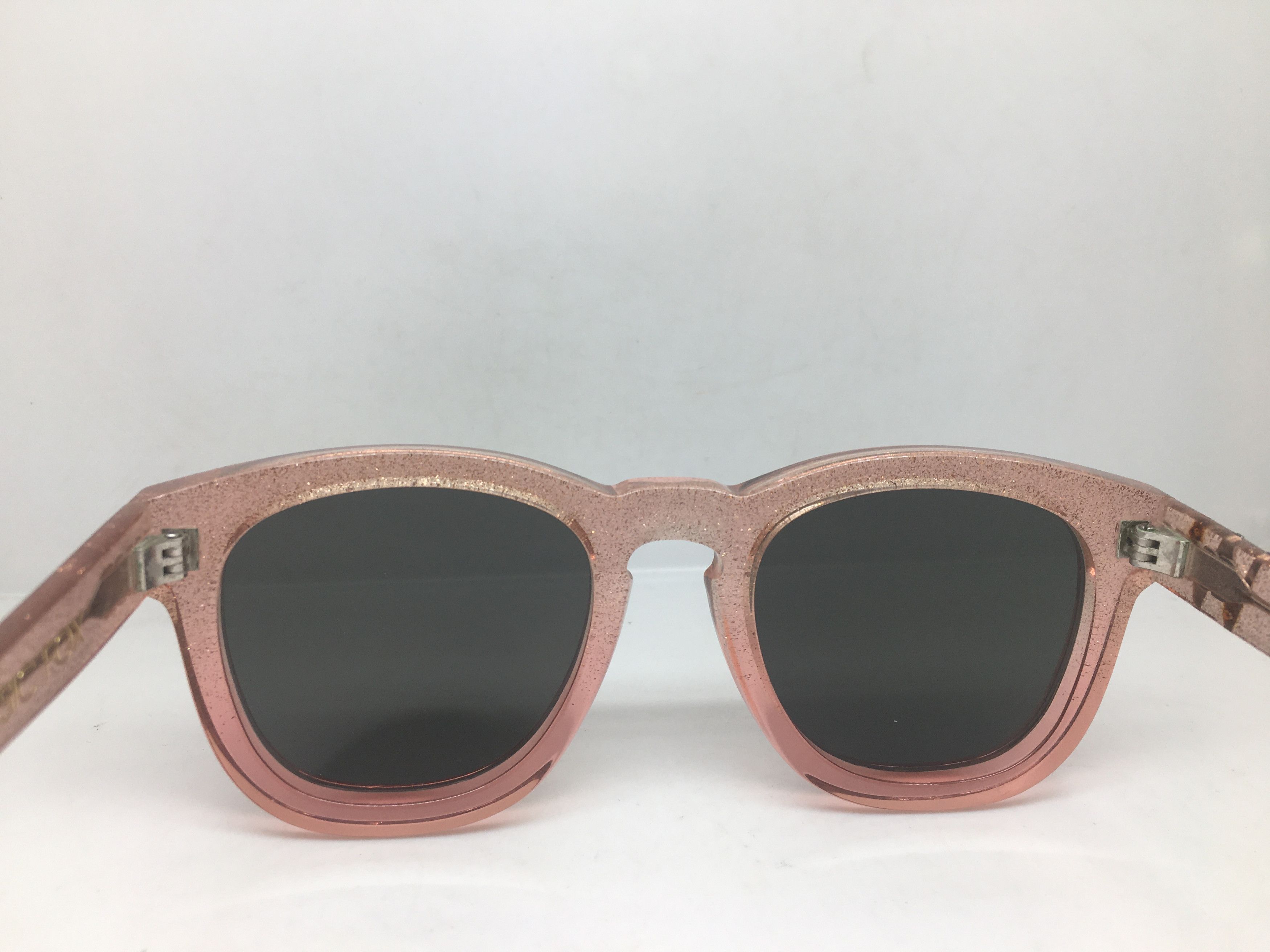 Wildfox Wildfox Classic Fox Pink Keyhole Bridge Sunglasses Frame Size ONE SIZE - 5 Thumbnail