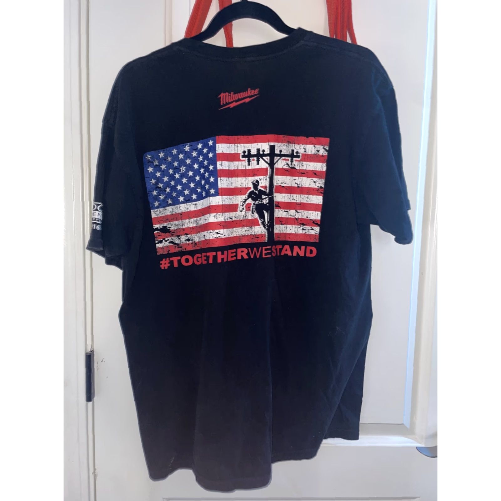Vintage Milwaukee T-Shirt Mens Large Black Togetherwestand Size US L / EU 52-54 / 3 - 4 Thumbnail