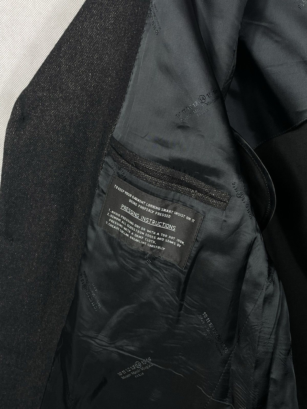 Designer × Maison Margiela Black Wool And Lino Blend Button Ups Maison Margiela Coat Size US M / EU 48-50 / 2 - 9 Thumbnail