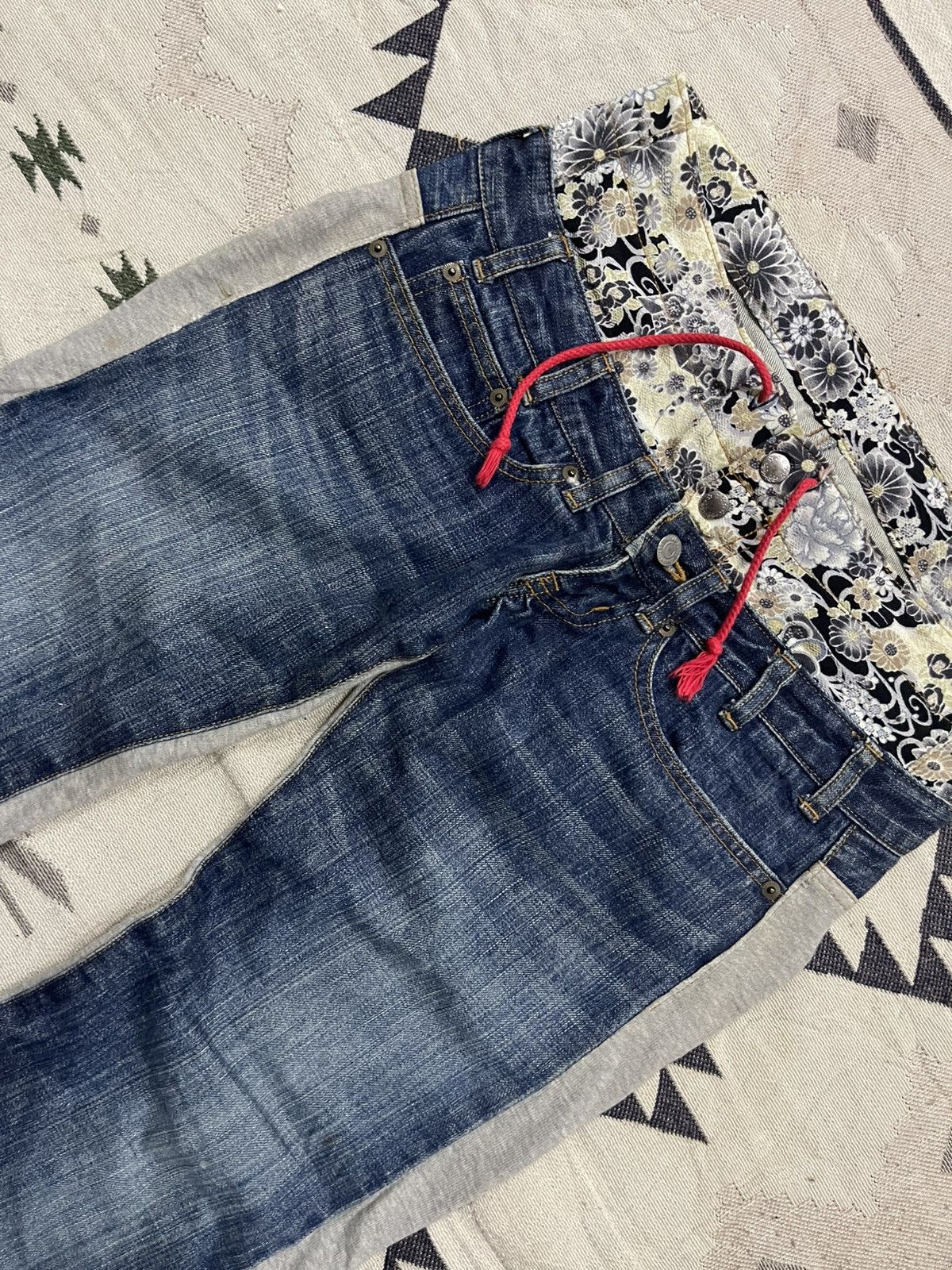 Karakuri Tamashii 90s CHIGIRI DOUBLE WAIST RARE COTTON/DENIM JEANS Size US 31 - 6 Thumbnail