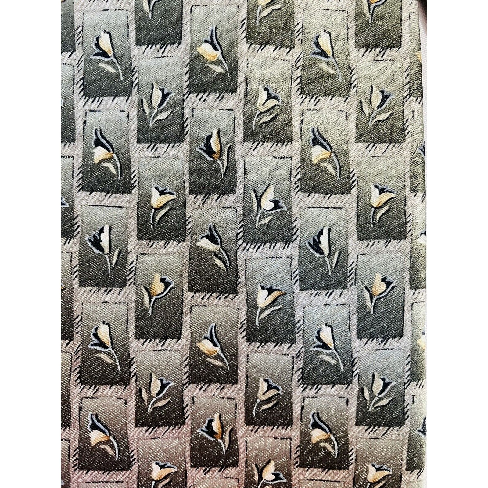 Pierre Cardin Pierre Cardin Men's Tie Tan Green White Floral Silk Tie 60” Size ONE SIZE - 2 Thumbnail