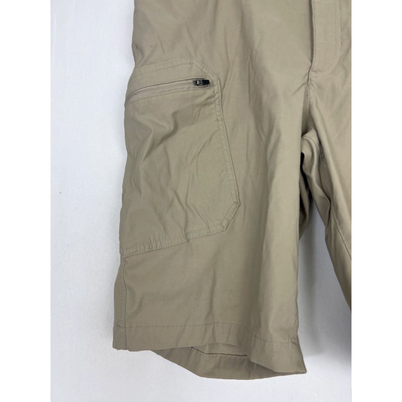 Eddie Bauer Eddie Bauer Cargo Shorts Mens Beige Nylon Spandex 38x11 Pockets Size US 38 / EU 54 - 2 Thumbnail