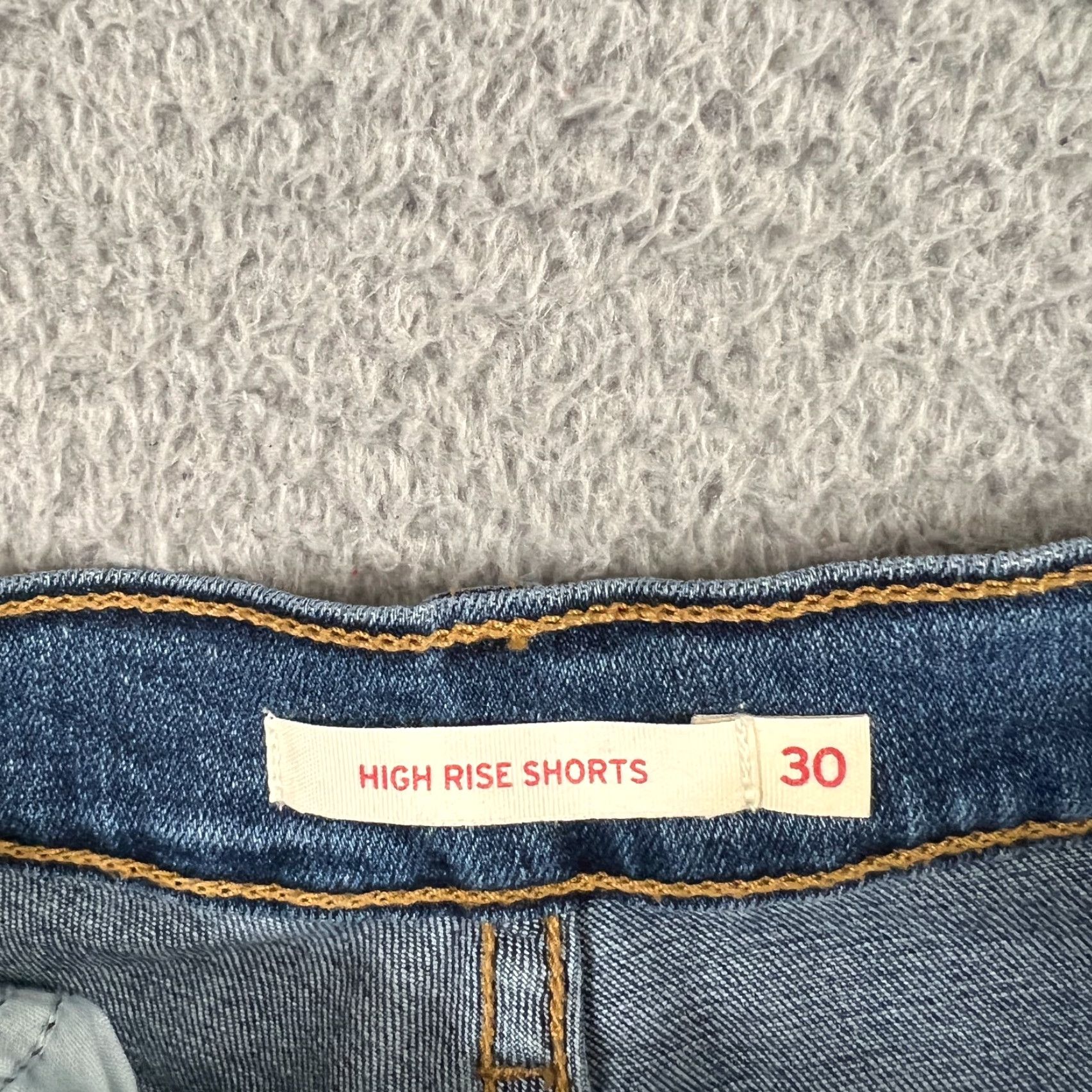 Levi's Levi's Jeans Shorts Women’s 30 Denim Cut-Off Distressed 3" Inseam High Rise blue 5-Pocket N/A Size 30" / US 8 / IT 44 - 5 Thumbnail