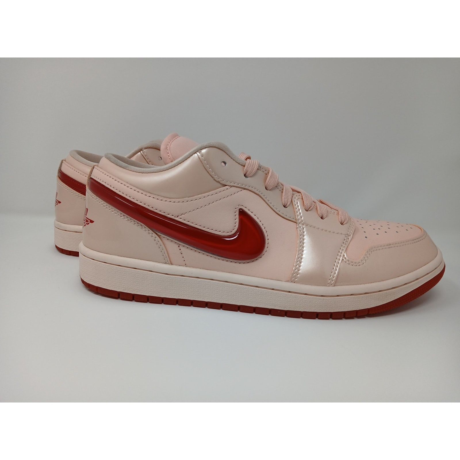 Jordan Brand Nike Air Jordan 1 SE Low Patent Valentine's Day Women Sz11.5 Size US 11.5 / IT 41.5 - 5 Thumbnail