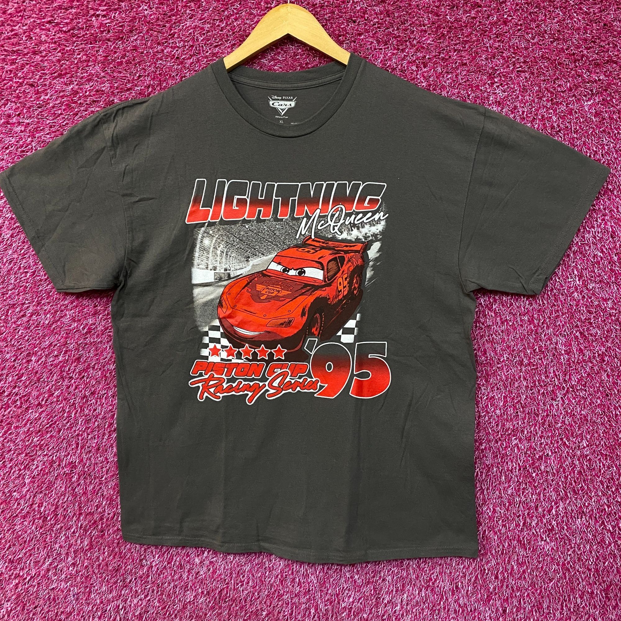 Disney Disney Pixar Cars Lightning McQueen Piston Cup 95 T-Shirt XL Size US XL / EU 56 / 4 - 1 Thumbnail