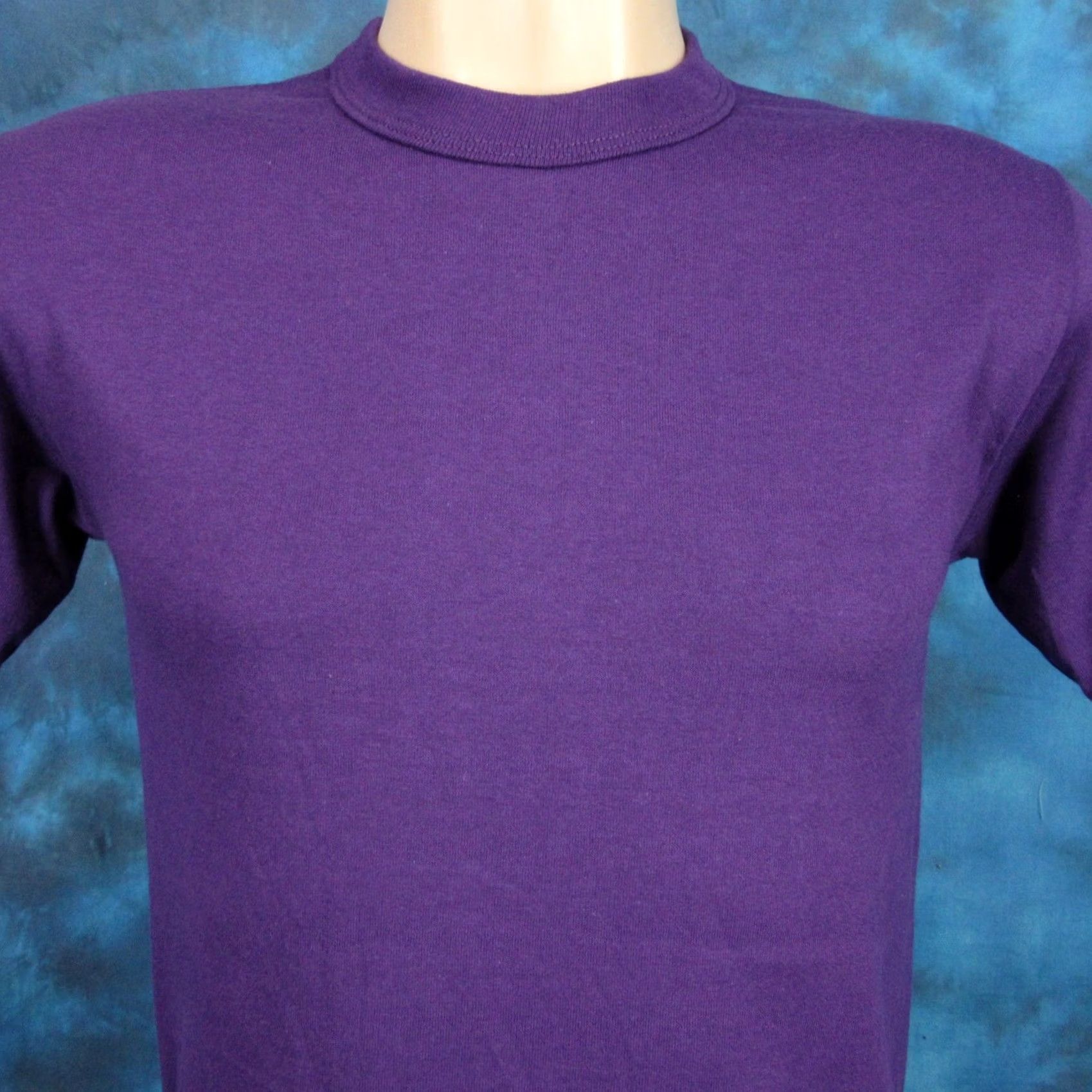 Russell Athletic VINTAGE Russell Athletic PURPLE T-Shirt XS soft paper thin 80s surf skate rock Men Size US XS / EU 42 / 0 - 3 Thumbnail