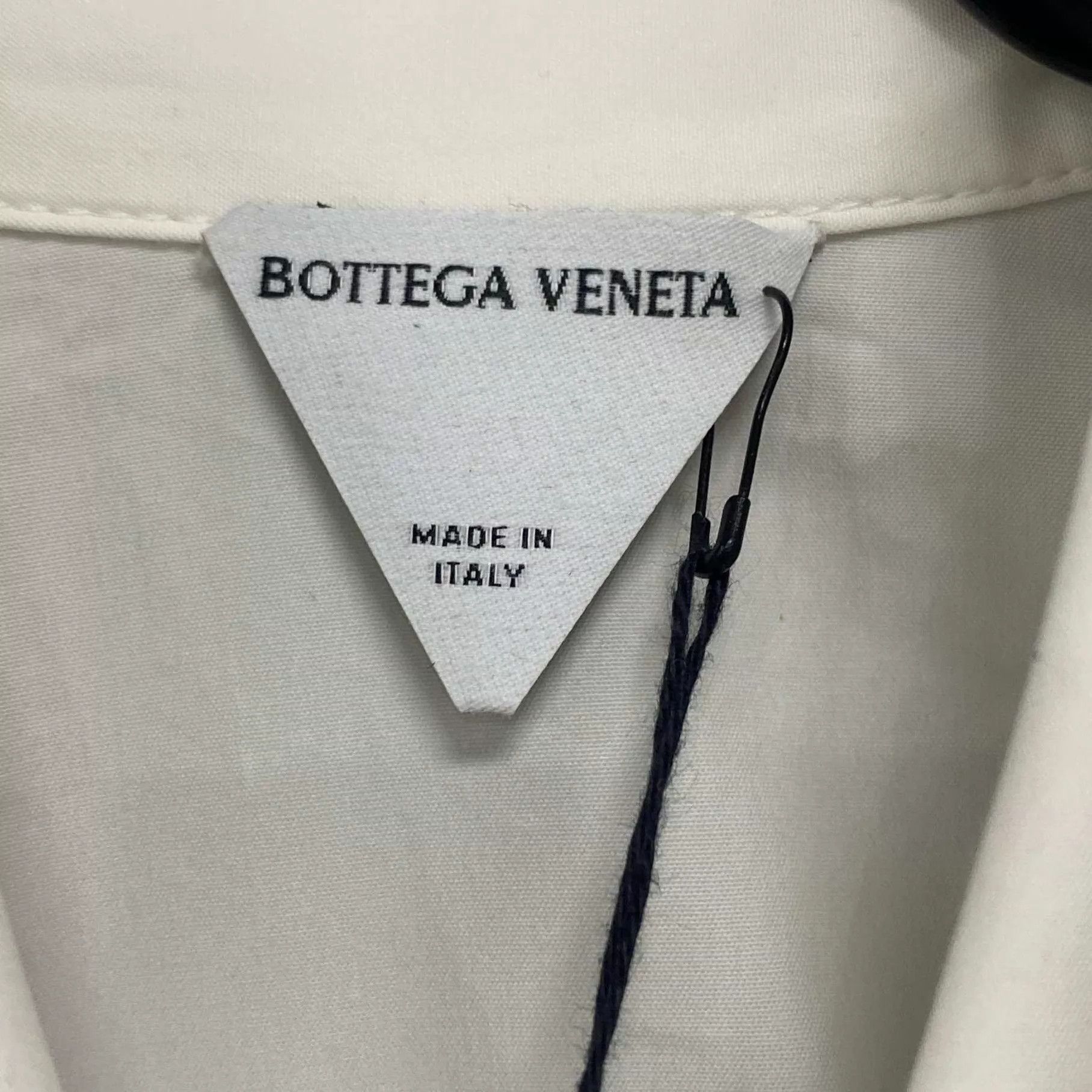 Bottega Veneta BV White Back Pleated Shirt Size 42 Size US L / EU 52-54 / 3 - 6 Thumbnail