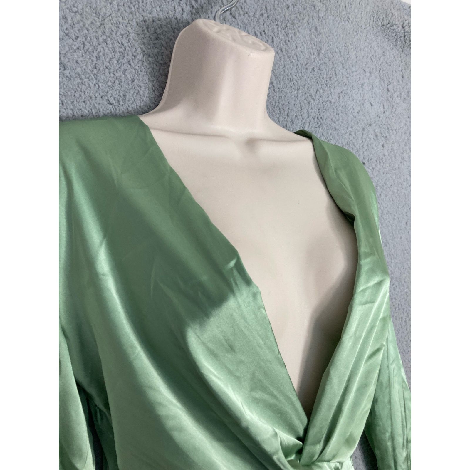 Shein SHEIN Satin Nightgown Olive Green Long Bell XS NWT Size XS / US 0-2 / IT 36-38 - 8 Thumbnail