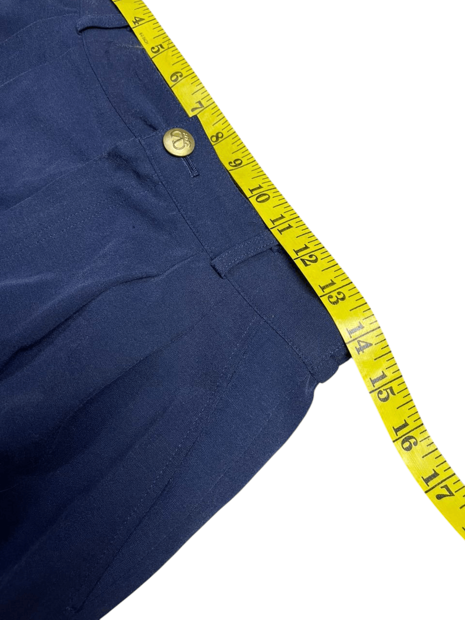 Designer Vintage Valentino Garavani Ladies Short Pants Size 24" / US 00 / IT 34 - 4 Thumbnail