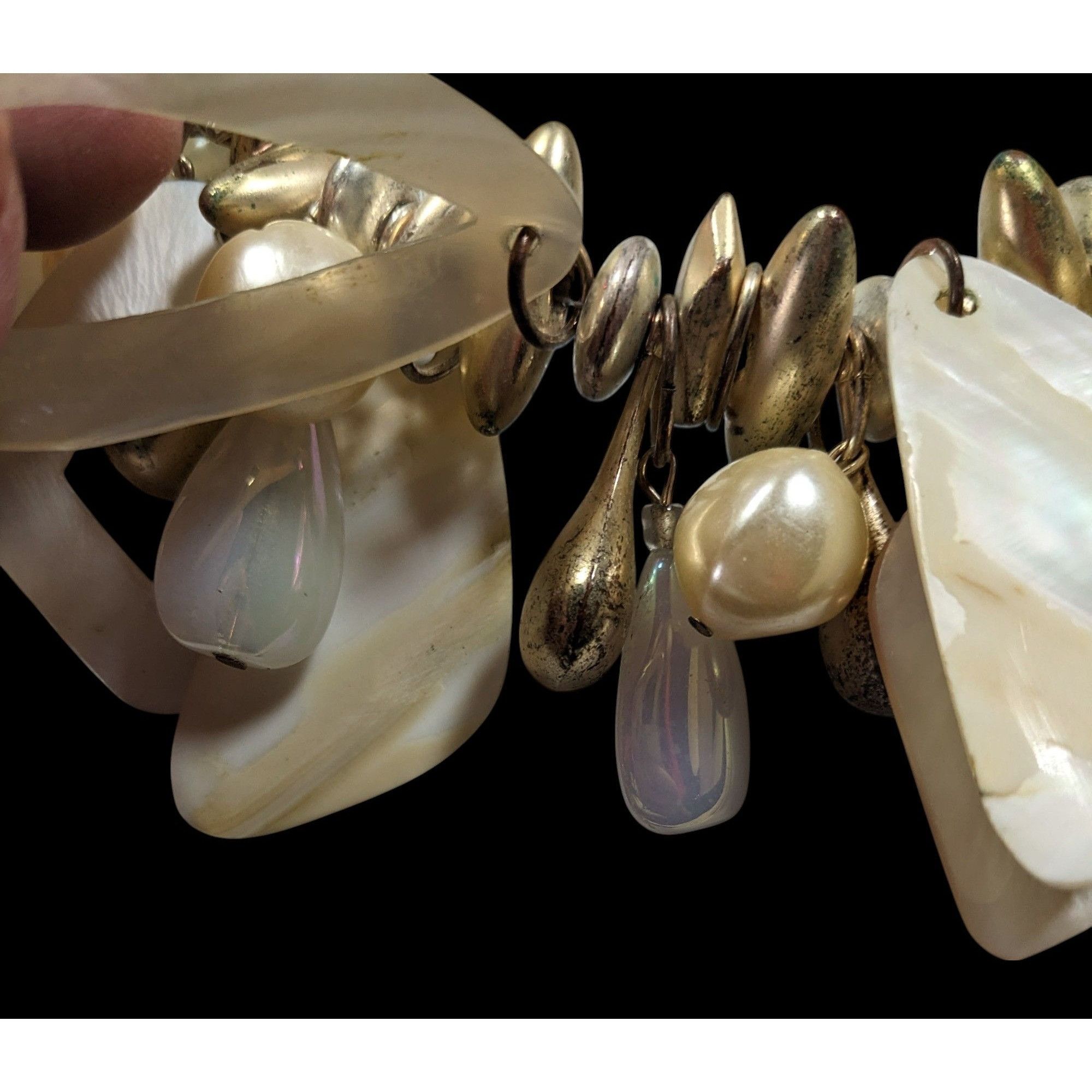 Chicos Chico's Vintage Mermaidcore Glam Shell And Gold Tone Chunky Size ONE SIZE - 7 Thumbnail