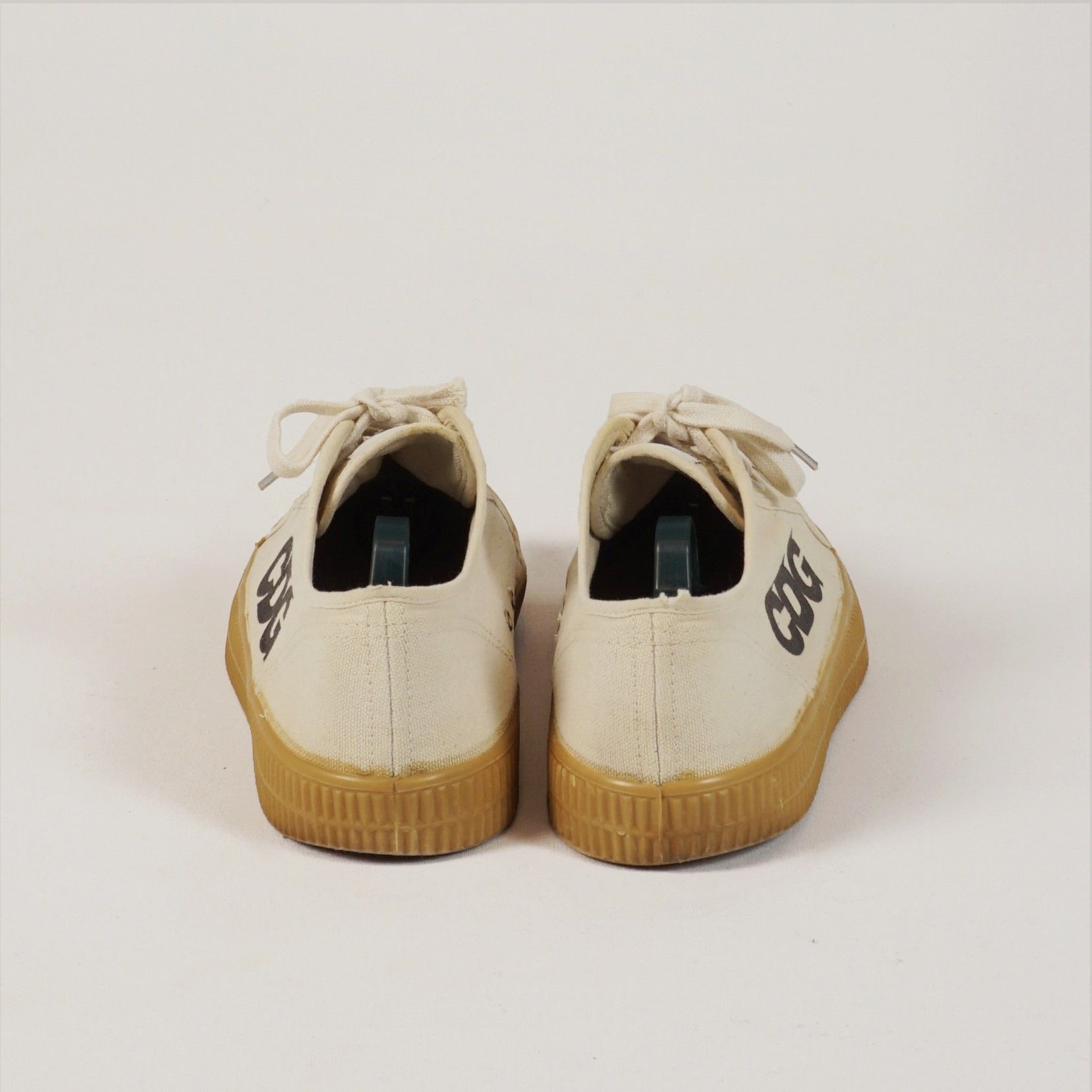 Comme des Garcons CDG × Novesta Canvas Low-Top Sneakers Size US 9 / EU 42 - 4 Thumbnail