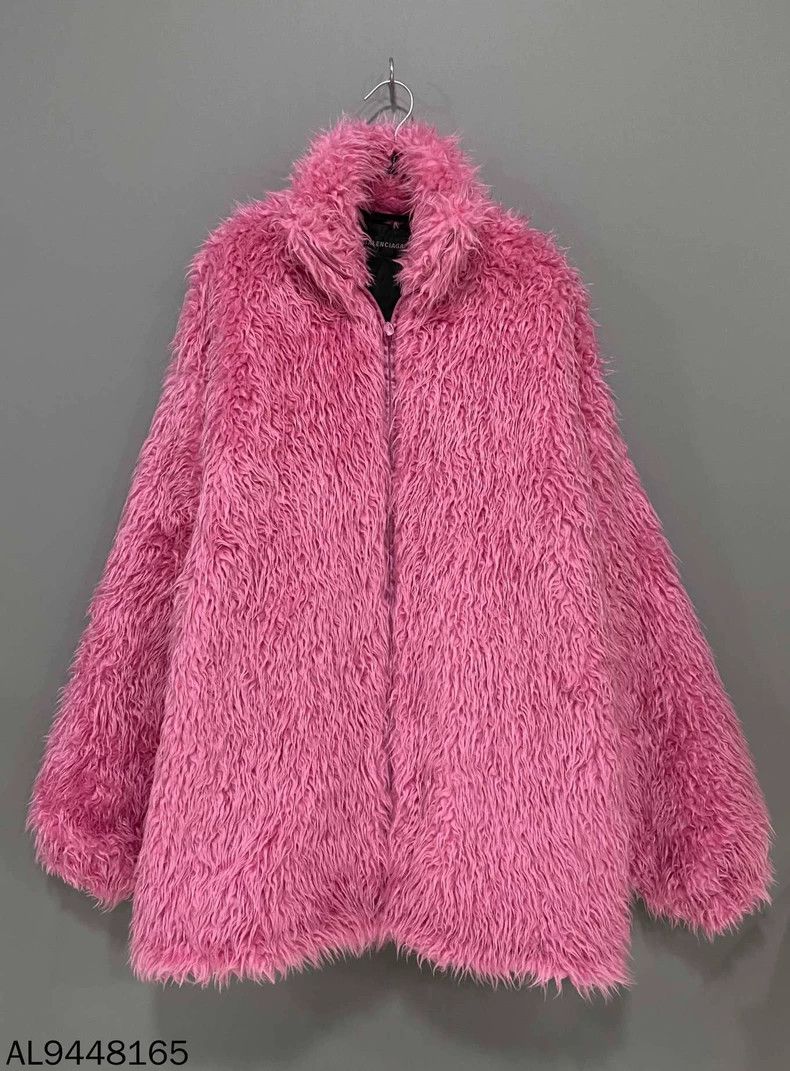 Balenciaga Balenciaga Year of the Rabbit Limited Pink Teddy Wool Cotto Size XXS / US 00 / IT 34 - 2 Thumbnail