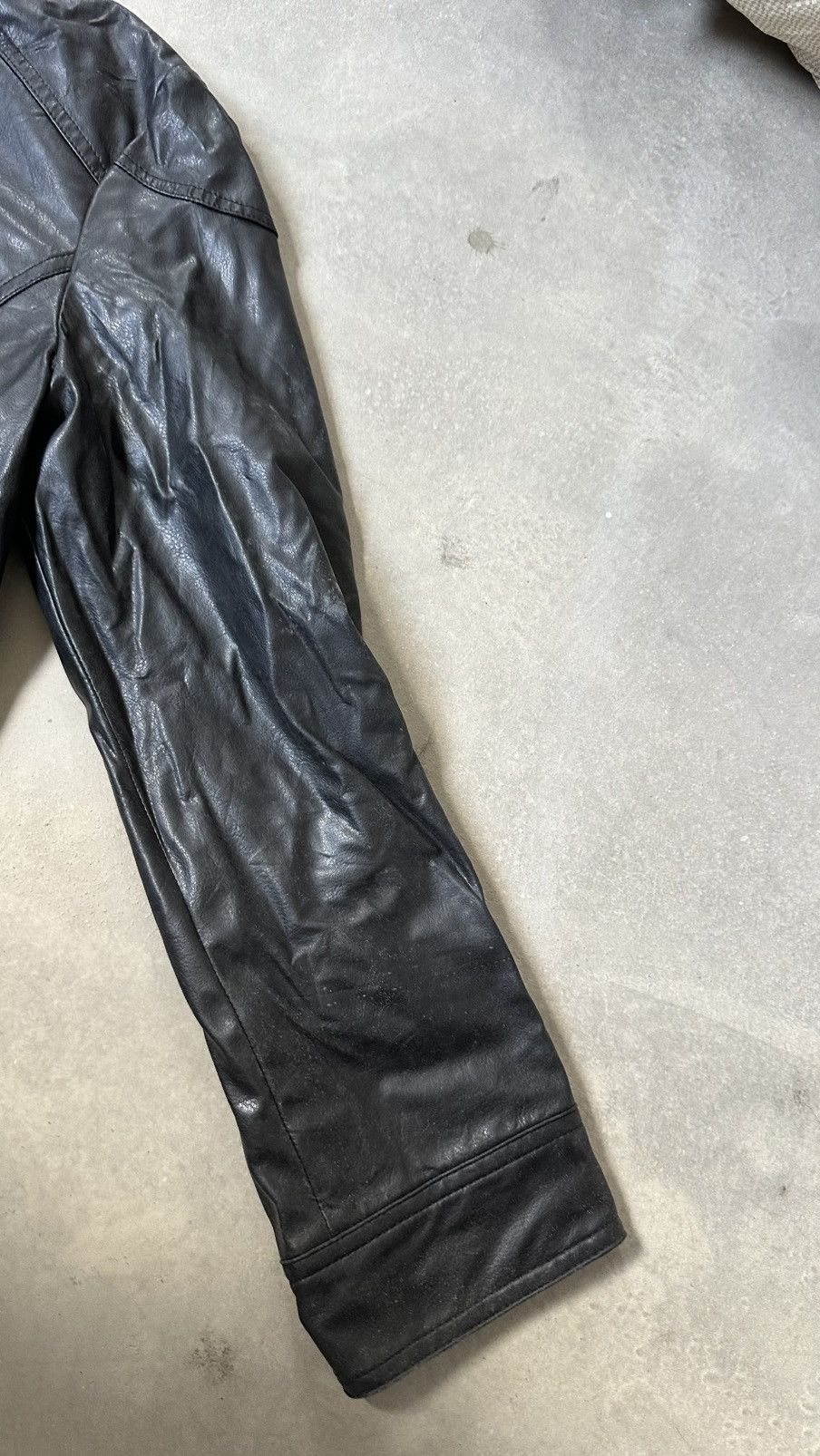 Vintage VINTAGE AVELINA REGARD BIKER LEATHER JACKET Size US S / EU 44-46 / 1 - 6 Thumbnail